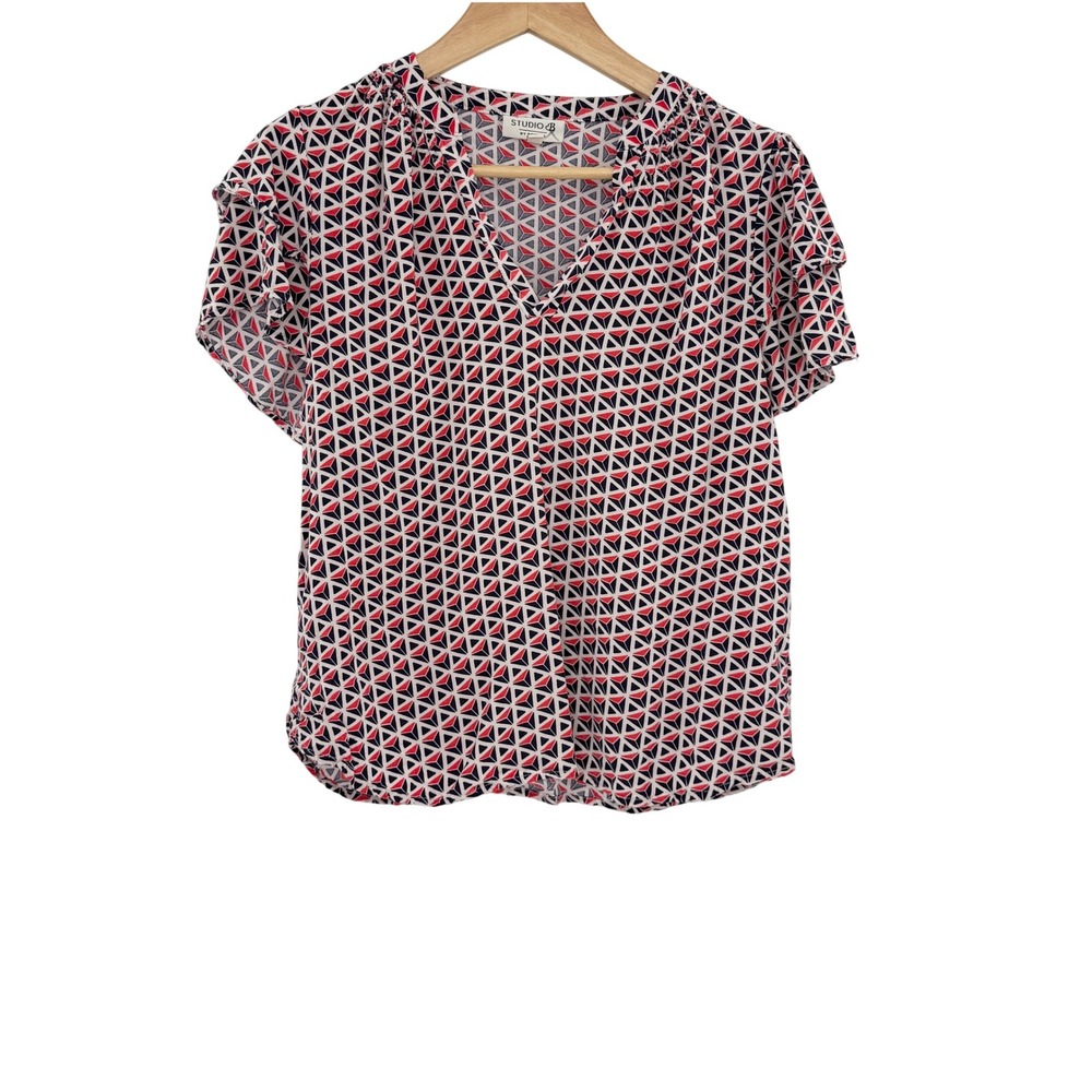 Studio B by Bobeau Blouse Top Geometric Print Red Black White Ruffle Sleeve‎ M